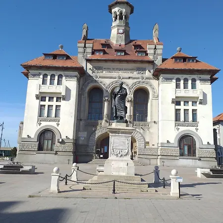Apartament 3 Camere, Ideal Pt Familii Cu Copii, Langa Cazino, Acvariu, Port, Plaja, Piata Ovidiu Constanta