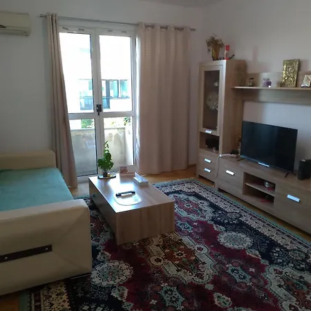 Apartment Promenada Cazino, Ideal Pt Familii Cu Copii, 10 Min Pe Jos Pana La Plaja *