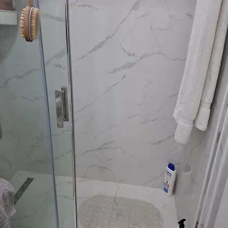 Apartment Apartament 3 Camere, Ideal Pt Familii Cu Copii, Langa Cazino, Acvariu, Port, Plaja, Piata Ovidiu