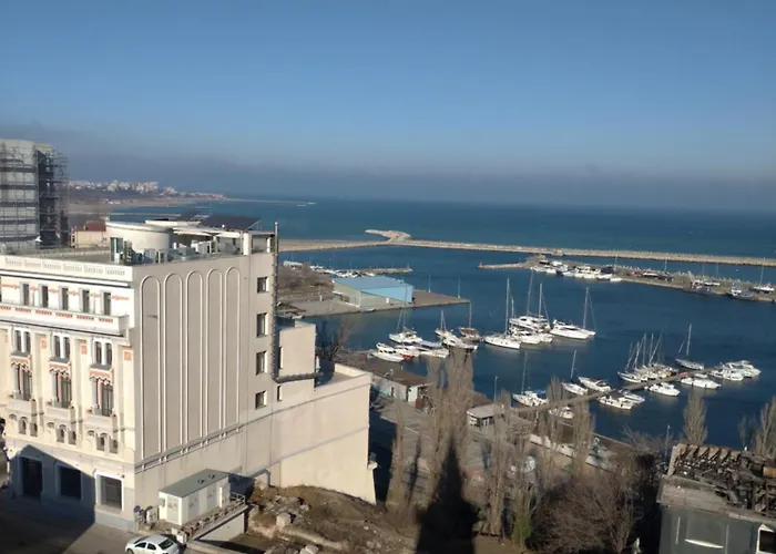 Apartamento Promenada, 3 Camere, Langa Cazino, Faleza, Acvariu, Port Tomis, Plaja, Piata Ovidiu *