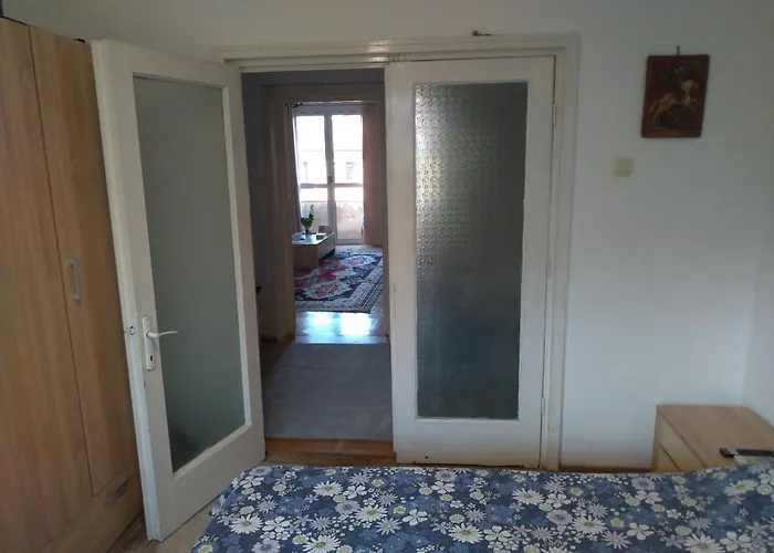 Promenada, 3 Camere, Langa Cazino, Faleza, Acvariu, Port Tomis, Plaja, Piata Ovidiu Apartamento