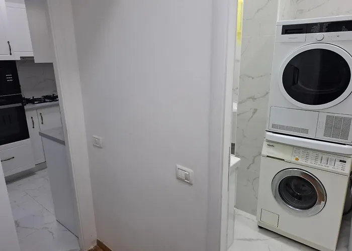 Promenada, 3 Camere, Langa Cazino, Faleza, Acvariu, Port Tomis, Plaja, Piata Ovidiu Apartamento *