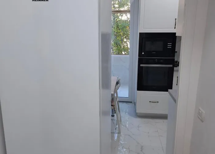 Promenada, 3 Camere, Langa Cazino, Faleza, Acvariu, Port Tomis, Plaja, Piata Ovidiu Apartamento *